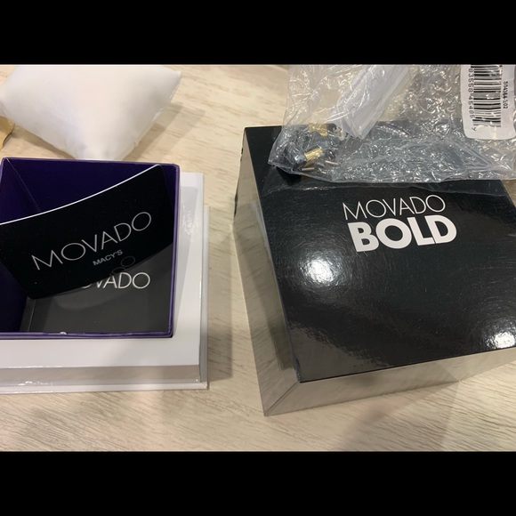 Movado Bold watch - Picture 8 of 8
